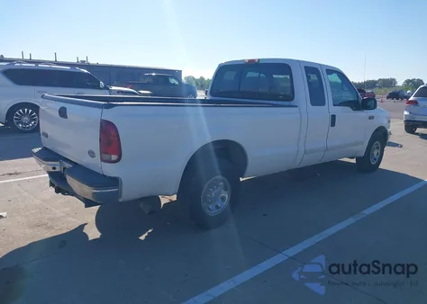 2002 Ford F250 Super Duty z USA, uszkodzony, nr VIN 1FTNX20S62EC70323